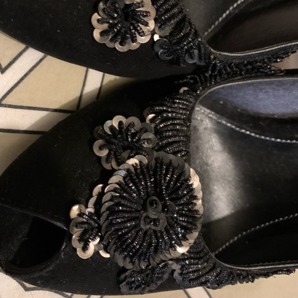 Prada 💝 - Picture 7 of 17